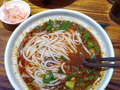 -遵义虾子张六羊肉粉(普陀路店)