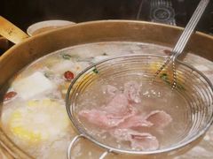 -潮汕三宝鲜牛肉火锅