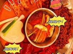 -山城年华老火锅(玉林店)