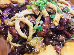 -老东镇啤酒屋海鲜加工·蒸汽海鲜·海鲜烧烤(台东店)