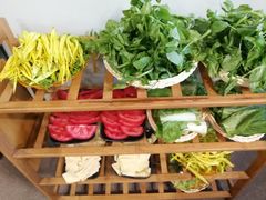 -菌海森林·非遗野生菌火锅(西山区滇池路摩根道店)