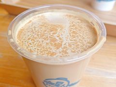 厚椰拿铁-咖星人E·T coffee·云赛空间