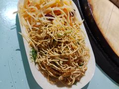 -鱼窝棚柴火铁锅炖(富山屯店)