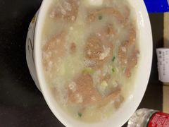 肉片猪肝粥-伍湛记 · 广州老字号(龙津中路店)