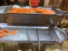 -彩云天云南餐厅