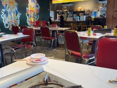 -活潑鲜跳(湖滨商业街店)