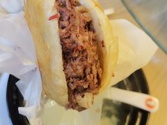-闫家驴肉老店(华电一校店)