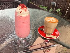 樱花拿铁-新沙洞咖啡(泉乐坊店)