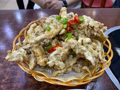 干炸蘑菇-汉思肴 热面皮(虬江路店)