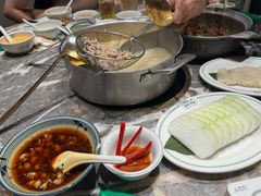 -禄婶鸡煲·打边炉