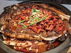 -鸣记脆皮烤鱼·海鲜烤鱼(三八广场店)