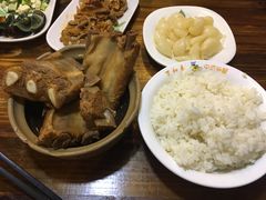 排骨套餐-万和春排骨砂锅米饭(湖北路店)