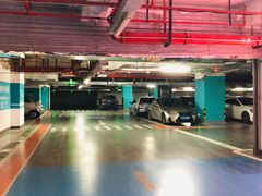 -龙湖虹桥天街-停车场