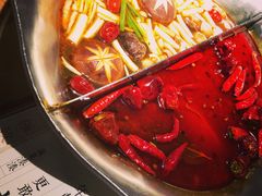 -湊湊火锅·茶憩(杭州湖滨银泰in77店)