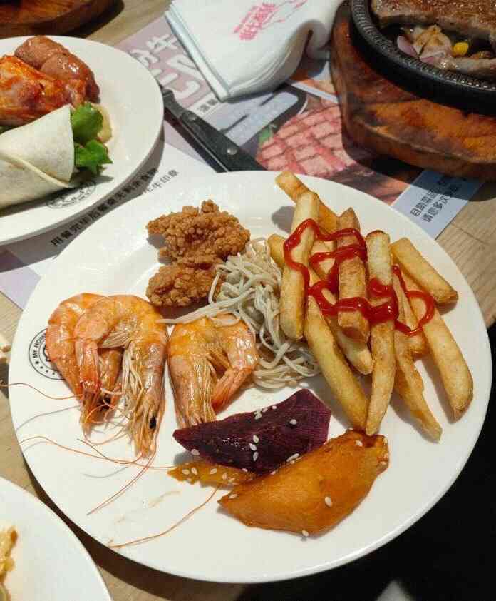 我家牛排自助餐厅缤纷五洲店-"灰常实惠的自助餐 种类多 味道好 牛排
