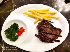 菲力牛排-济南蓝海御华大饭店·蓝钻国际美食自助百汇(山东书城店)