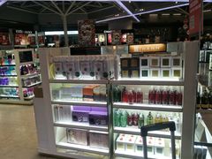 -日上免税店(三径路t3店)