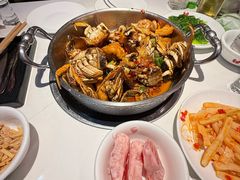 -七欣天香辣蟹火锅(闵行浦江欢乐颂店)