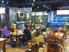 大堂-马路牙子地桌烤肉(工体店)