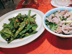 -冯烫烫跷脚牛肉·川菜小馆(武胜西街店)