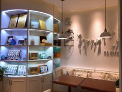 -燕庭·纯燕窝·甜品下午茶(南京西路店)
