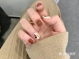 韩剧白月光美甲，这个风格太太太适合秋天啦！