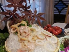 -泓炙颐凤鲜海鲜火锅料理(桐乡店)