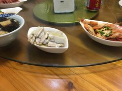 -郭巨人农家食堂(南部商务区店)