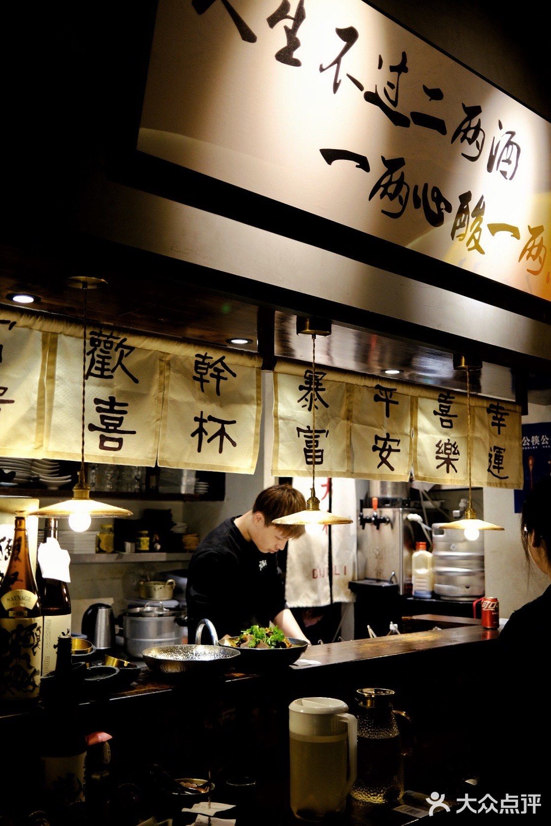这家氛围感中式bistro把我拿捏了