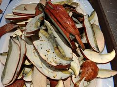 -菌之家·专业纯野生菌火锅·特色炒菌