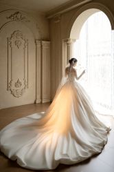 -雪中彩影婚纱摄影·微光艺术中心