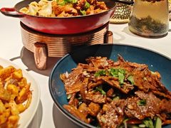 -耶里夏丽·新疆菜·28年喀什老馆(田林东路店)