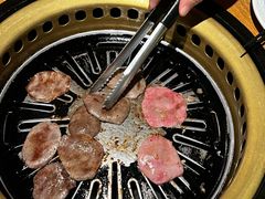 -炼火烤肉店