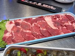 盘肉-江合勇丹东兄弟小串海鲜烧烤(总店)