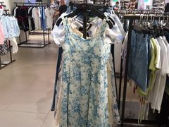 -唯品会(北京国瑞城店)