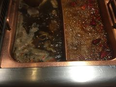 -老牌坊云南鱼豆花火锅(爱建店)