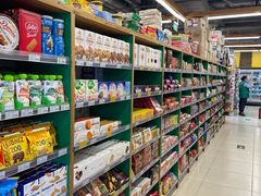-绿叶子超市(公园大道店)