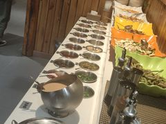 自助调料区-草原塞蛮羊火锅城(港湾店)