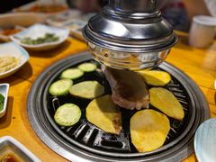 -唯成•韩国炭火烤肉 유성고기