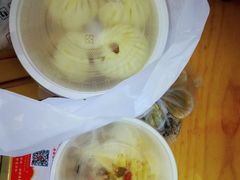 老面土猪肉包-凤起龙游老面包子(凯德晶品店)