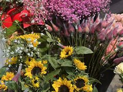 -何兮花店·气球派对鲜花店(马桥银春路万科城店)