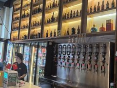 -雪熊哈尔滨烧烤·精酿啤酒·砂锅(中央胜境店)