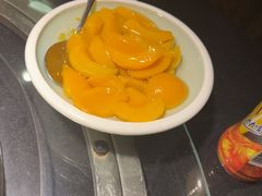 -挂旗柴锅鸡(蚌山区嘉年华店)