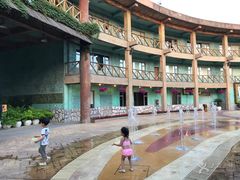 -热带风暴水上乐园(新镇路)
