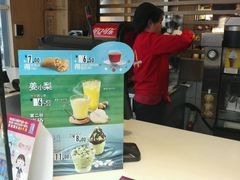 -麦当劳(新华路步步高店)