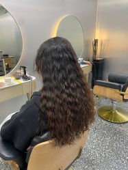 -Tloml salon