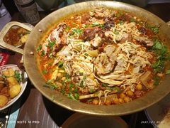 -张翻越·川渝冒菜·武汉黑鸭煲(城北万象城店)