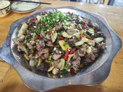 -廖哥泡椒兔(峨眉店)