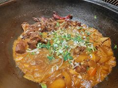 -万里闯关东铁锅炖菜馆(高新旗舰店)