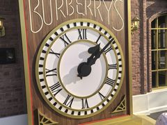 -BURBERRY(北京王府中环店)